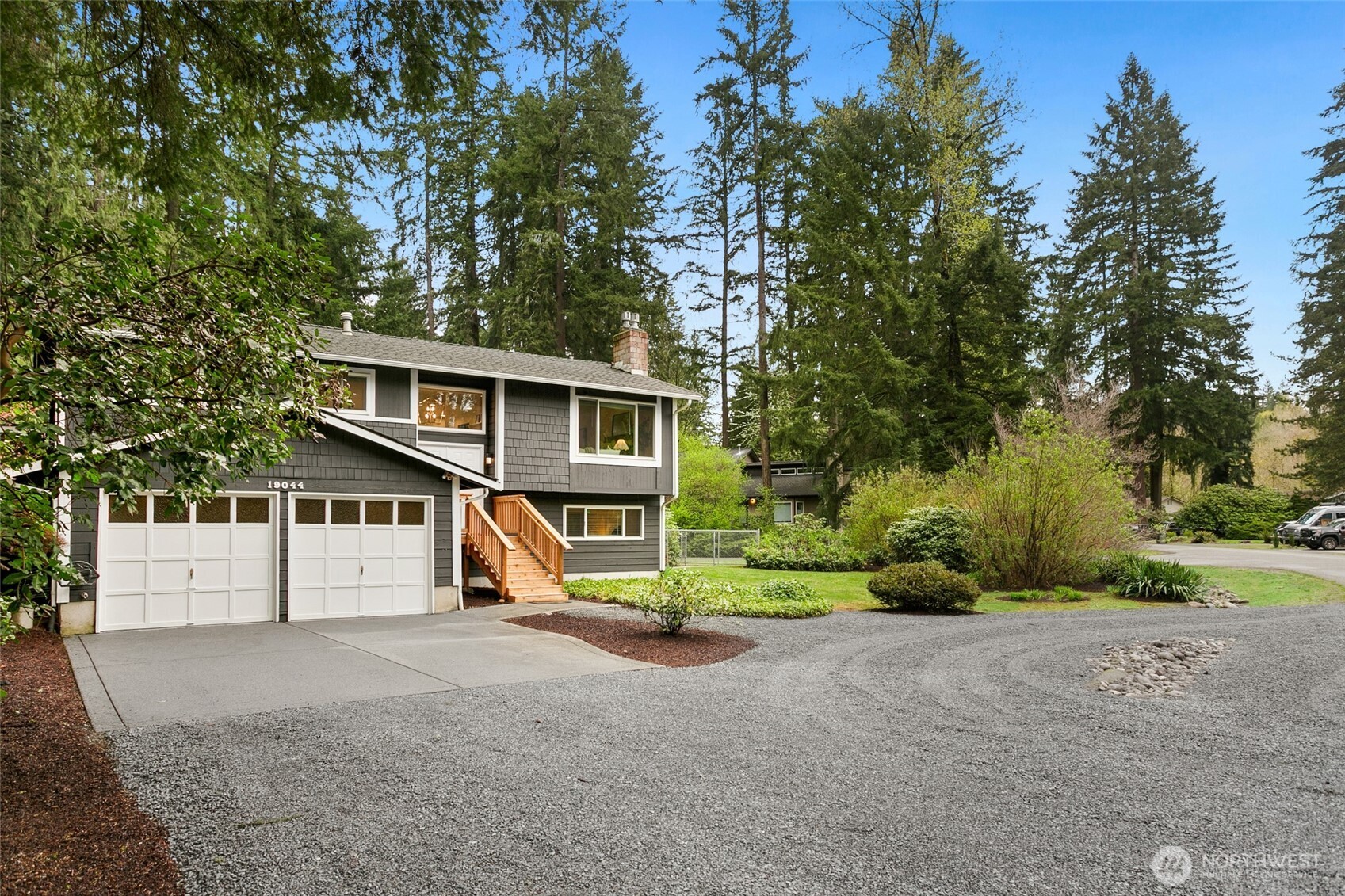 19044 NE 165th Place , Woodinville, WA 98072