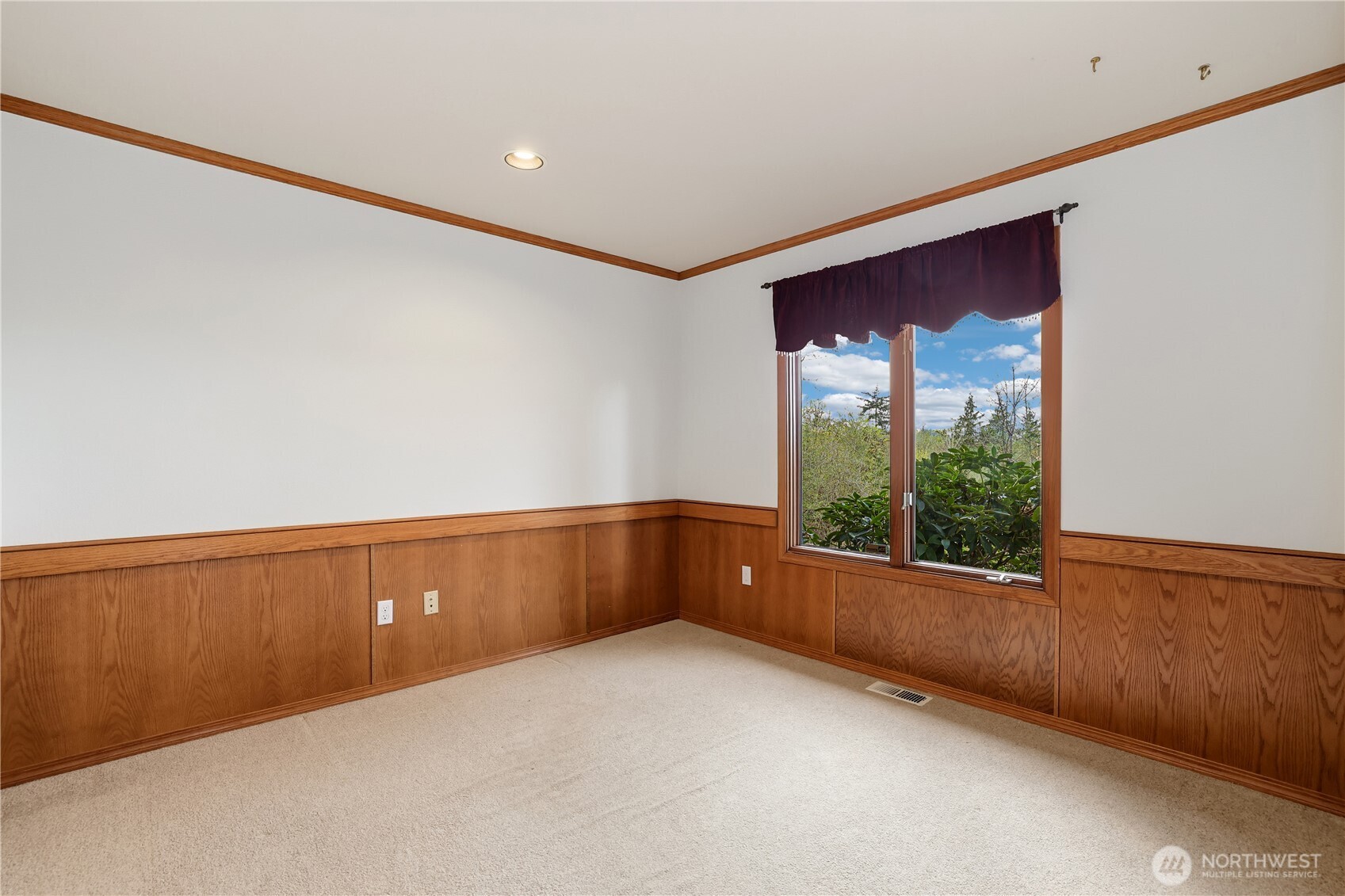 18605 SE 174th Way , Renton, WA 98058