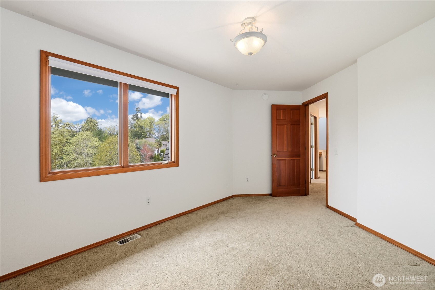 18605 SE 174th Way , Renton, WA 98058