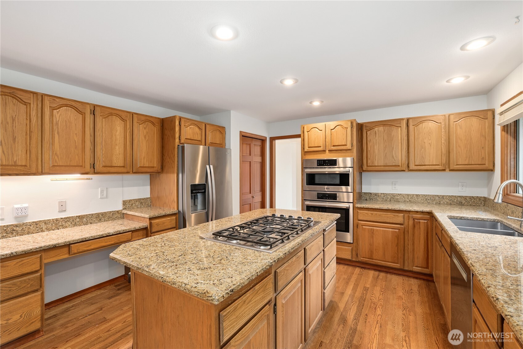 18605 SE 174th Way , Renton, WA 98058