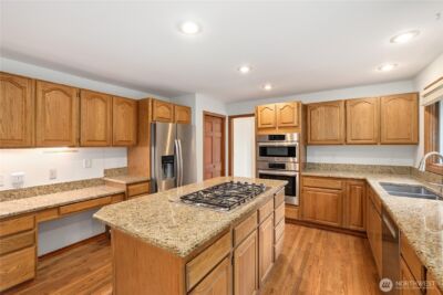 18605 SE 174th Way , Renton, WA 98058 - Photo 9