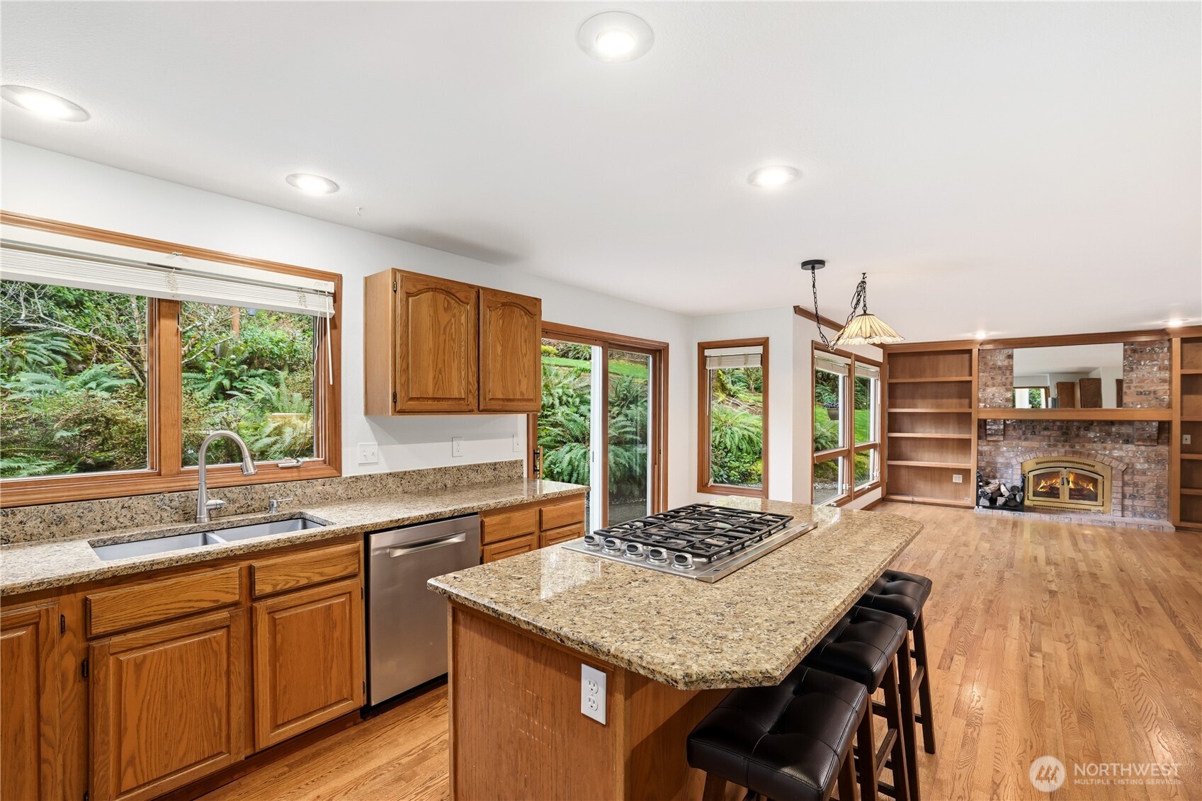 18605 SE 174th Way , Renton, WA 98058