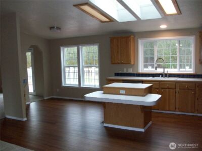 7107 Marine Drive , Tulalip, WA 98271 - Photo 5