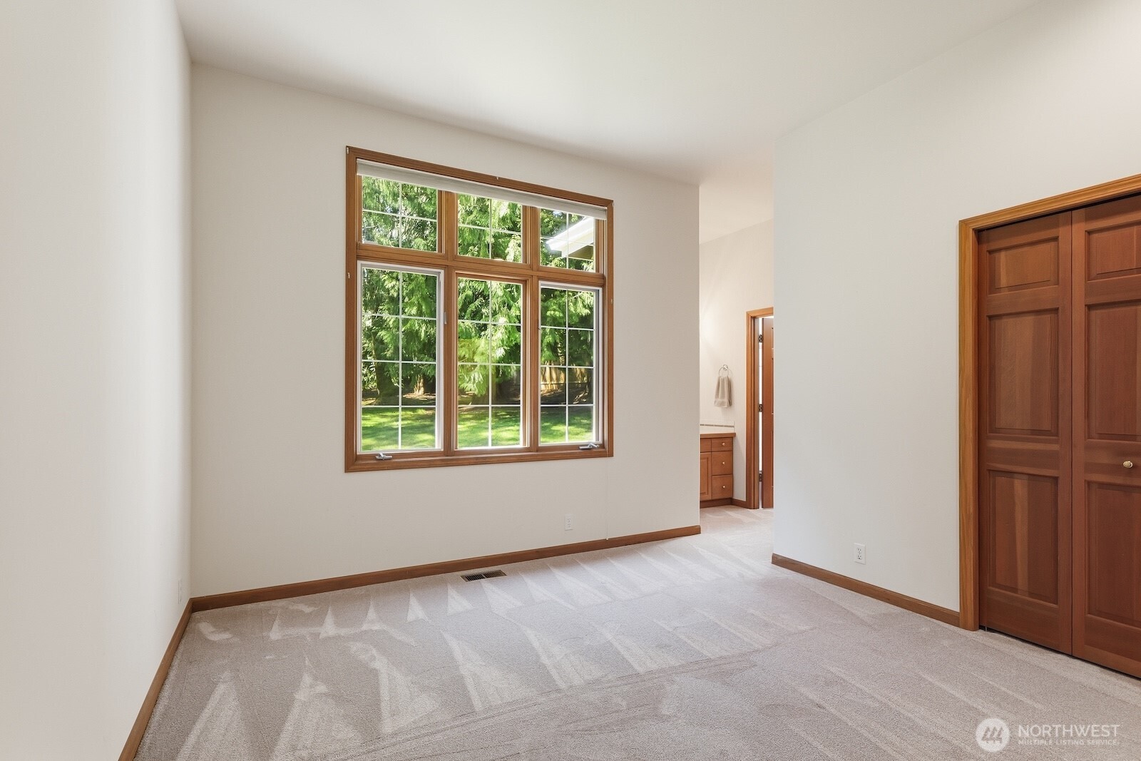 14029 171st Lane NE, Woodinville, WA 98072-9395