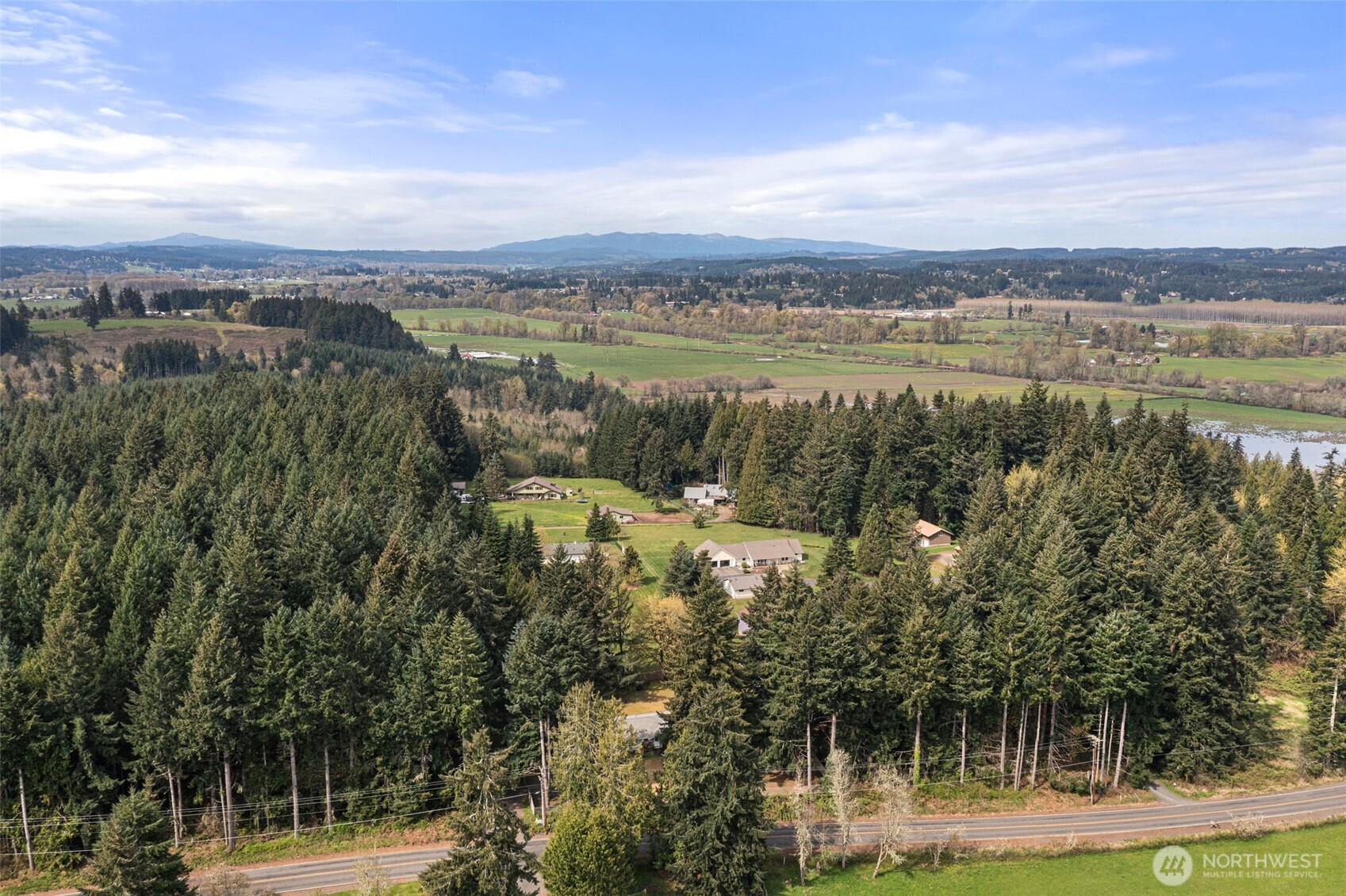 173 Devereese Road , Chehalis, WA 98532