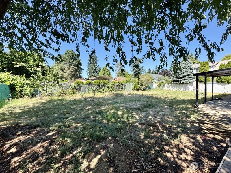 12800 NE 28th , Vancouver, WA 98682
