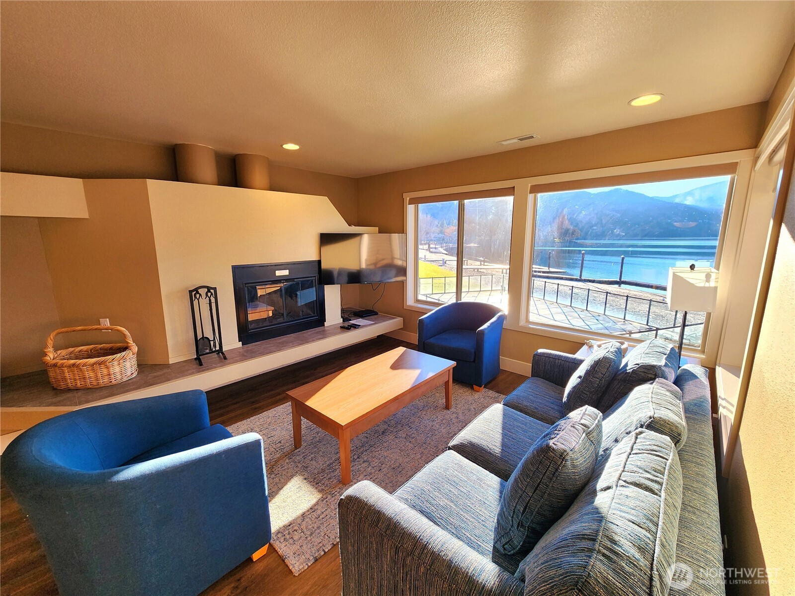 1 Lakeside 707-N , Manson, WA 98831