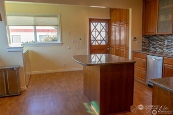 436 Wells Avenue N, Renton, WA 98057-5454