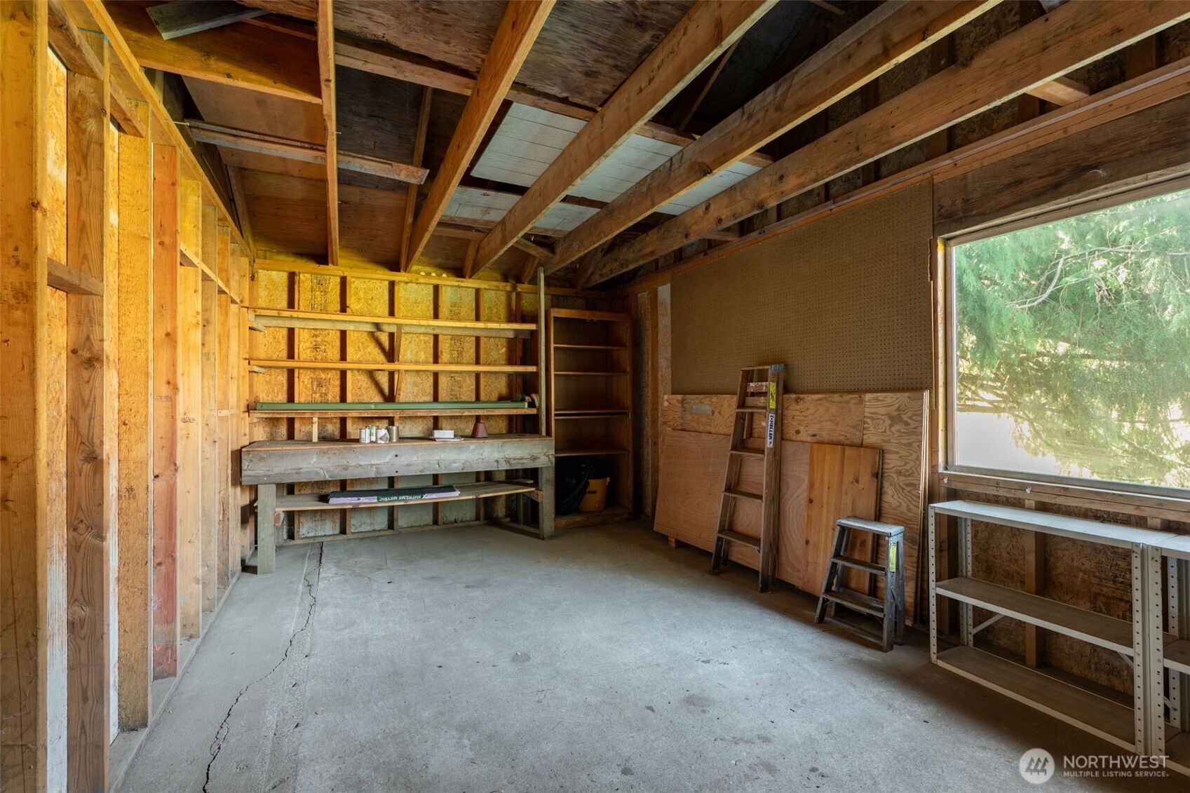 38002 SE 85th Street , Snoqualmie, WA 98065-9600