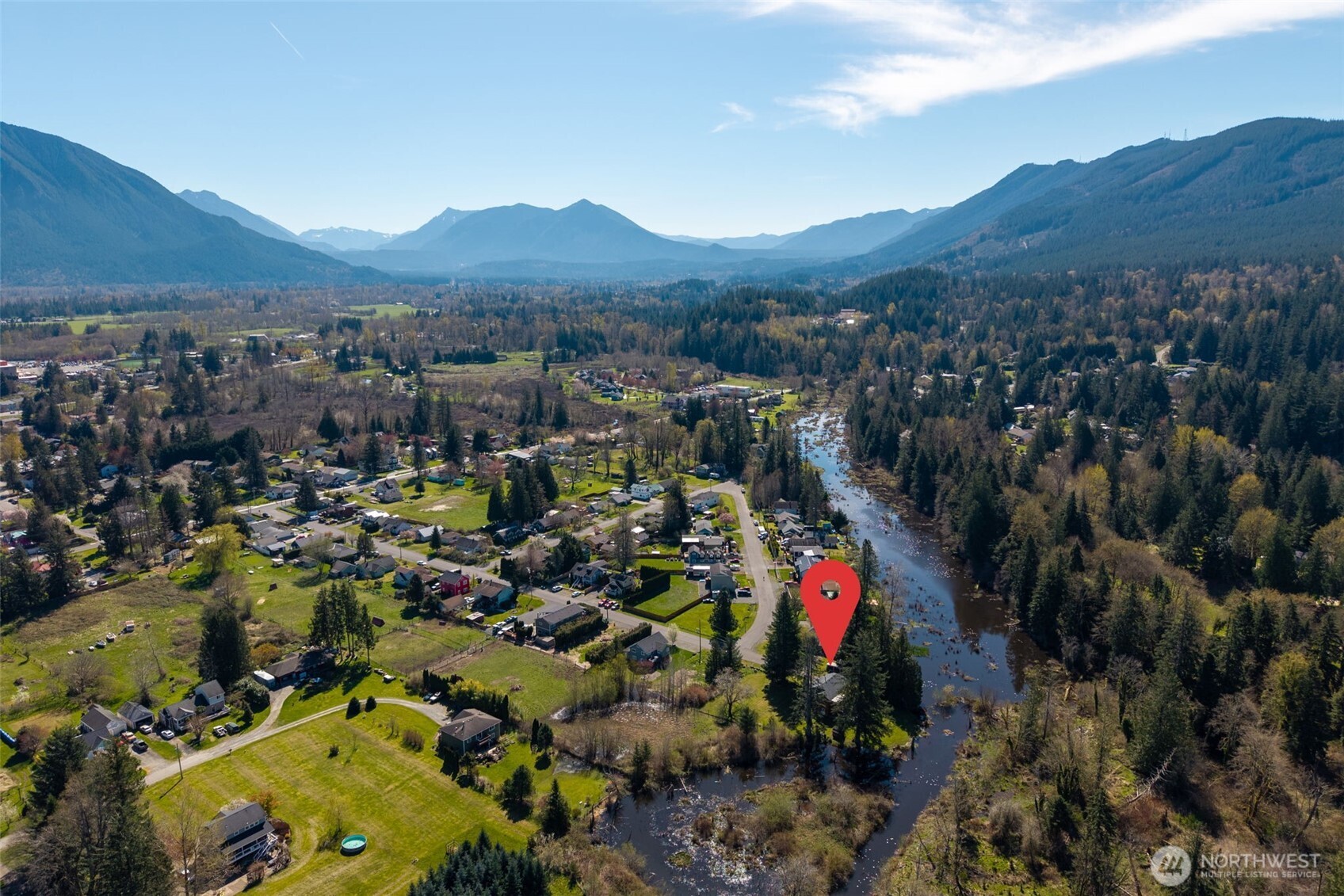 38002 SE 85th Street , Snoqualmie, WA 98065-9600