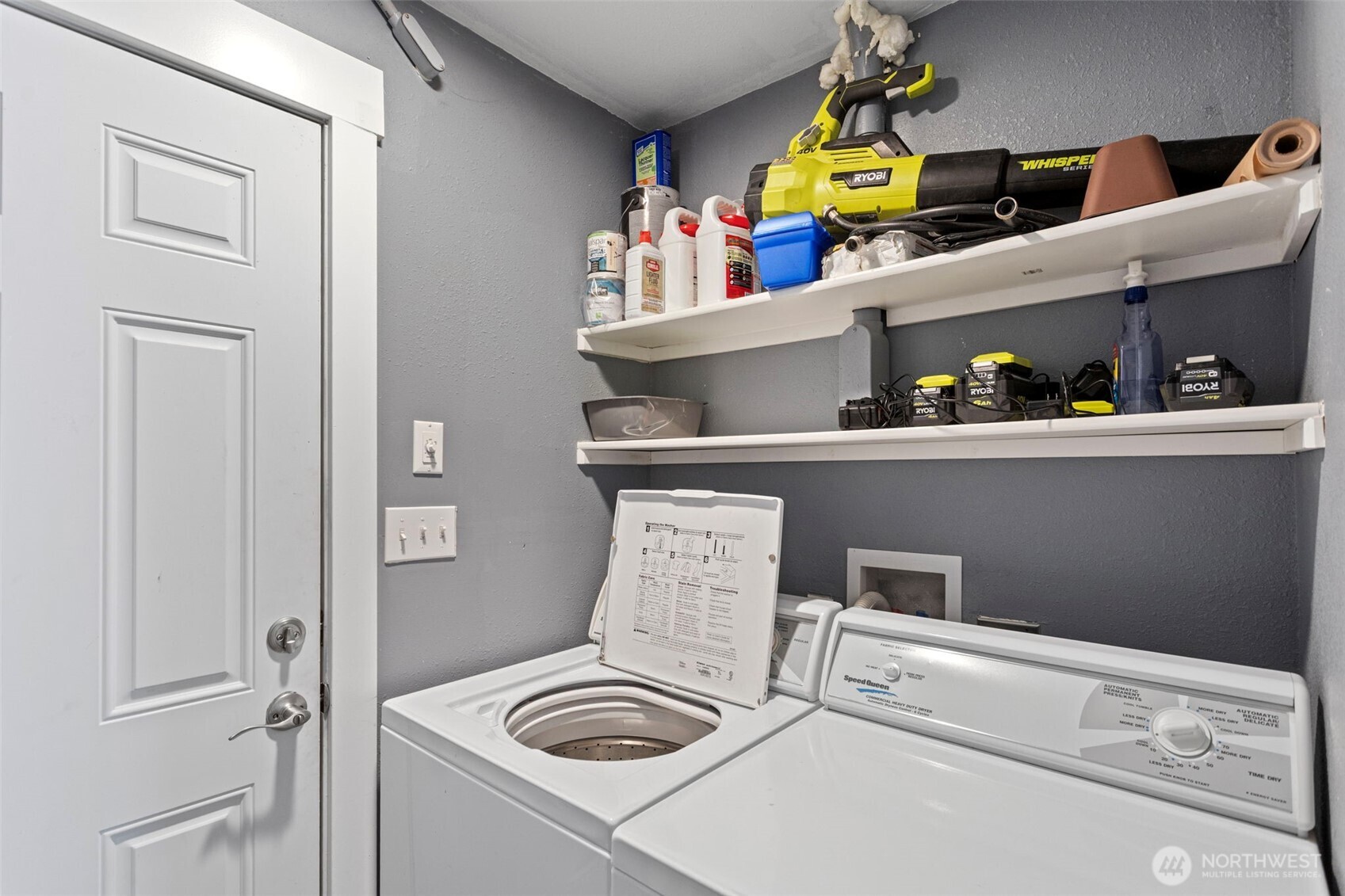 618 Hull Avenue , Port Orchard, WA 98366