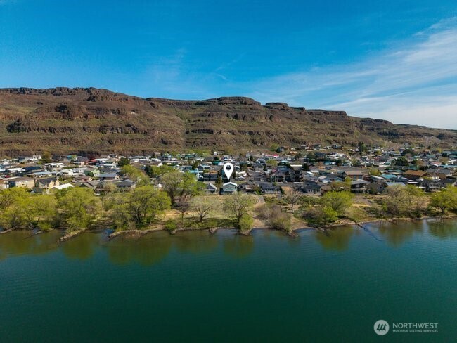 674 River Drive SW, Quincy, WA 98848
