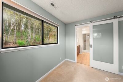 9918 NE 144th Lane #406, Kirkland, WA 98034 - Photo 16
