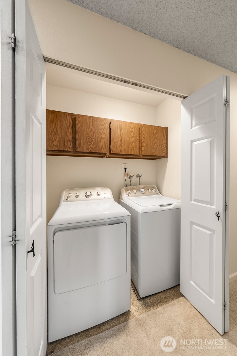 9918 NE 144th Lane #406, Kirkland, WA 98034