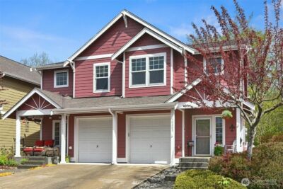 10603 NE Kingston Meadows Circle , Kingston, WA 98346-9346