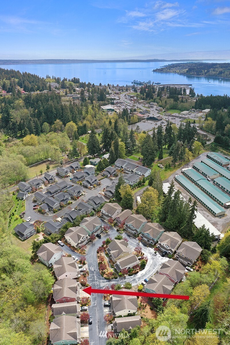 10603 NE Kingston Meadows Circle , Kingston, WA 98346-9346