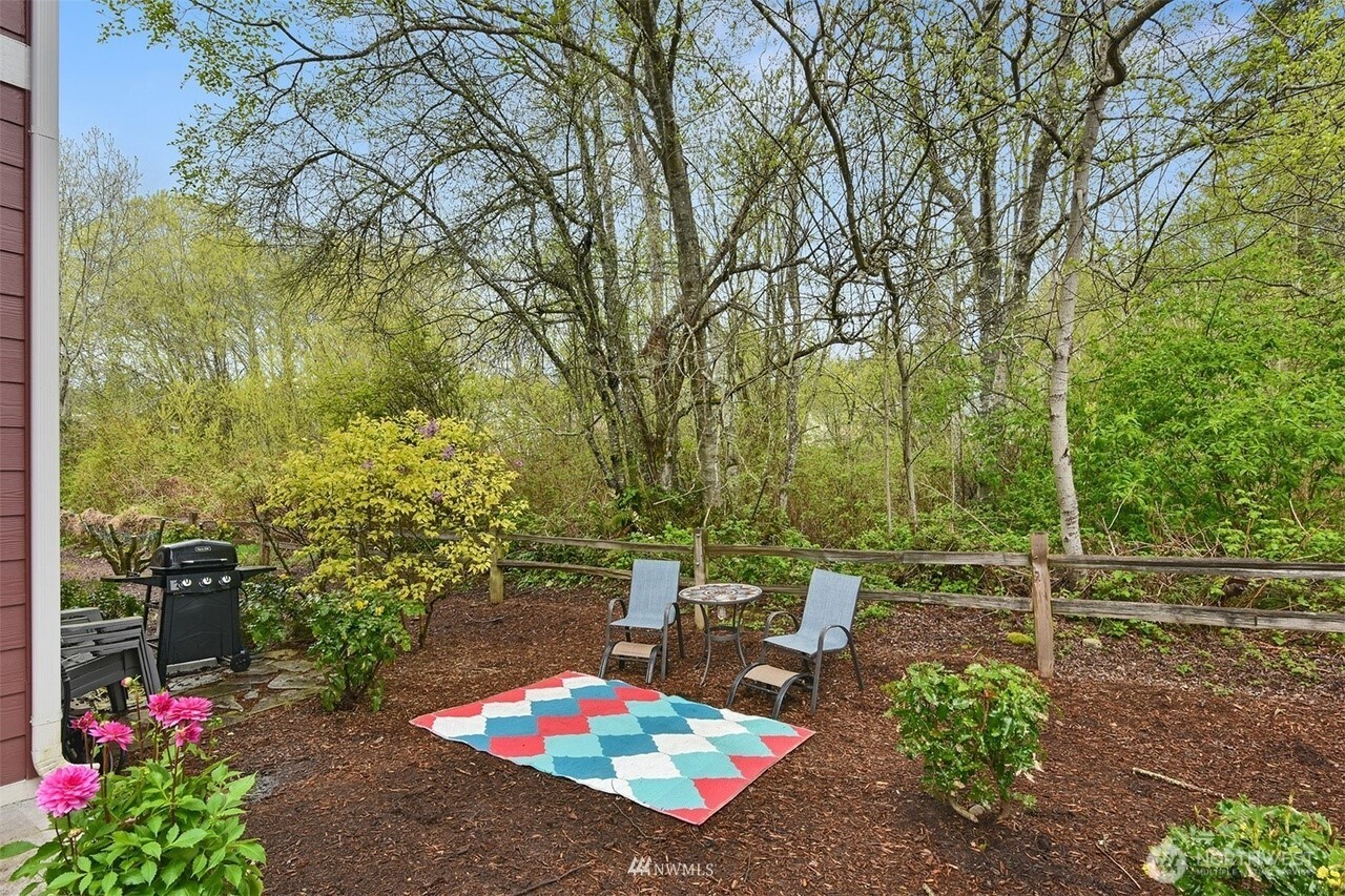 10603 NE Kingston Meadows Circle , Kingston, WA 98346-9346