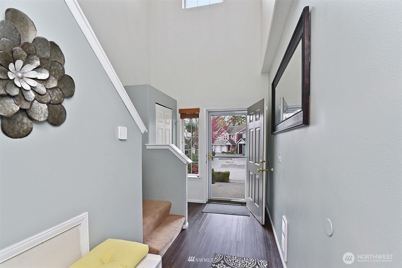 10603 NE Kingston Meadows Circle , Kingston, WA 98346-9346