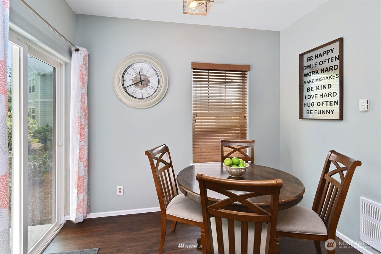 10603 NE Kingston Meadows Circle , Kingston, WA 98346-9346