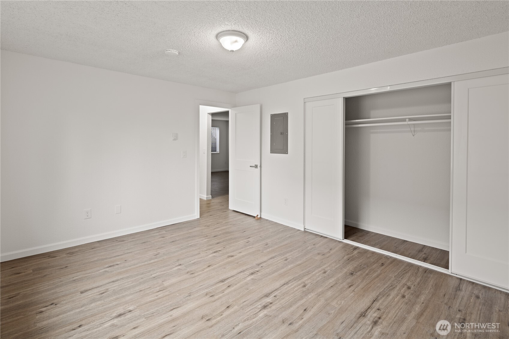 324 S Lafayette Avenue , Bremerton, WA 98312