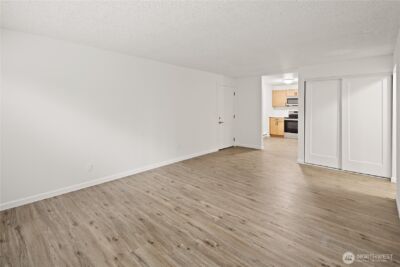 324 S Lafayette Avenue , Bremerton, WA 98312 - Photo 17
