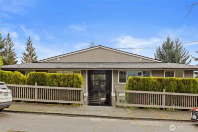 324 S Lafayette Avenue , Bremerton, WA 98312 - Photo 3