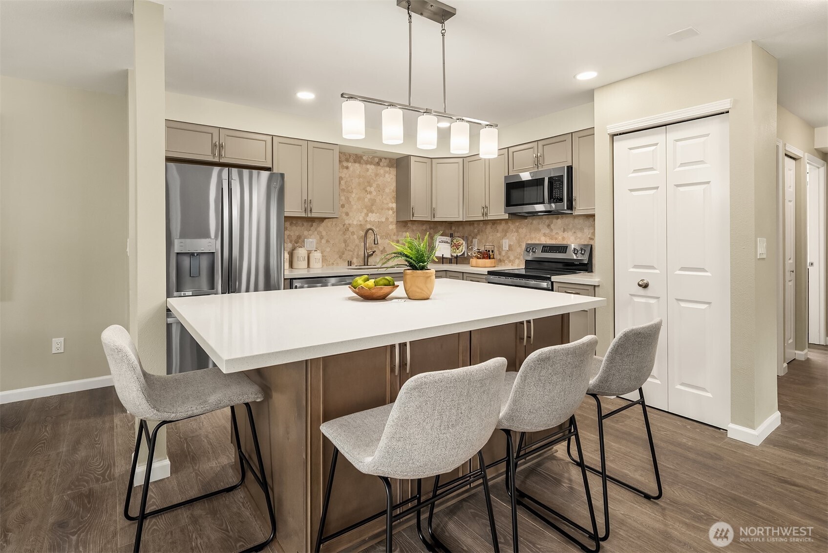 2201 192nd Street SE #Z102, Bothell, WA 98012