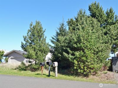 574 Chinook Avenue SE, Ocean Shores, WA 98569 - Photo 14