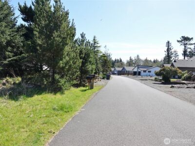574 Chinook Avenue SE, Ocean Shores, WA 98569 - Photo 16