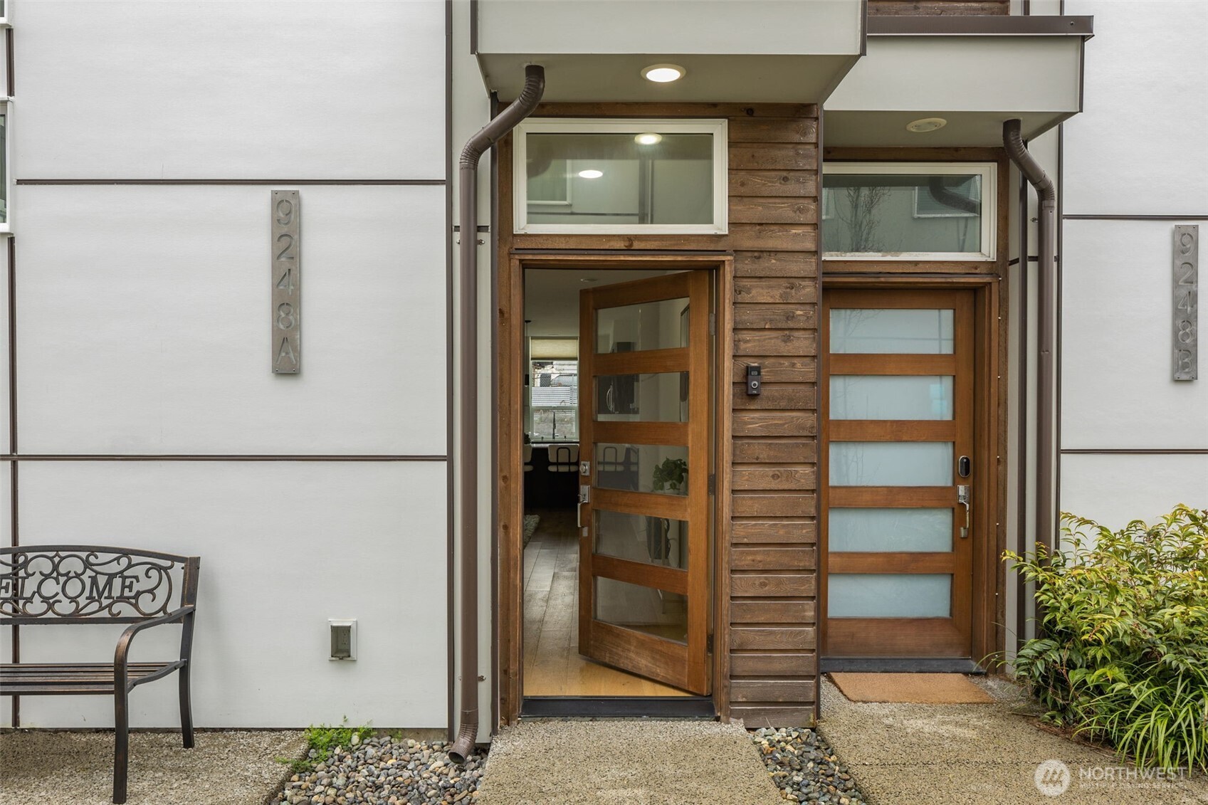9248 17th Avenue SW #A, Seattle, WA 98106