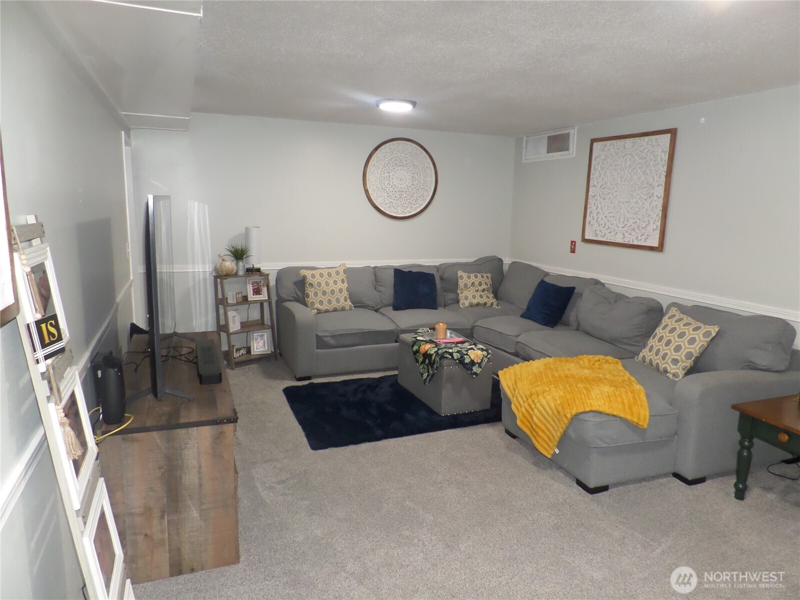 32 NE Tremont Drive , College Place, WA 99324