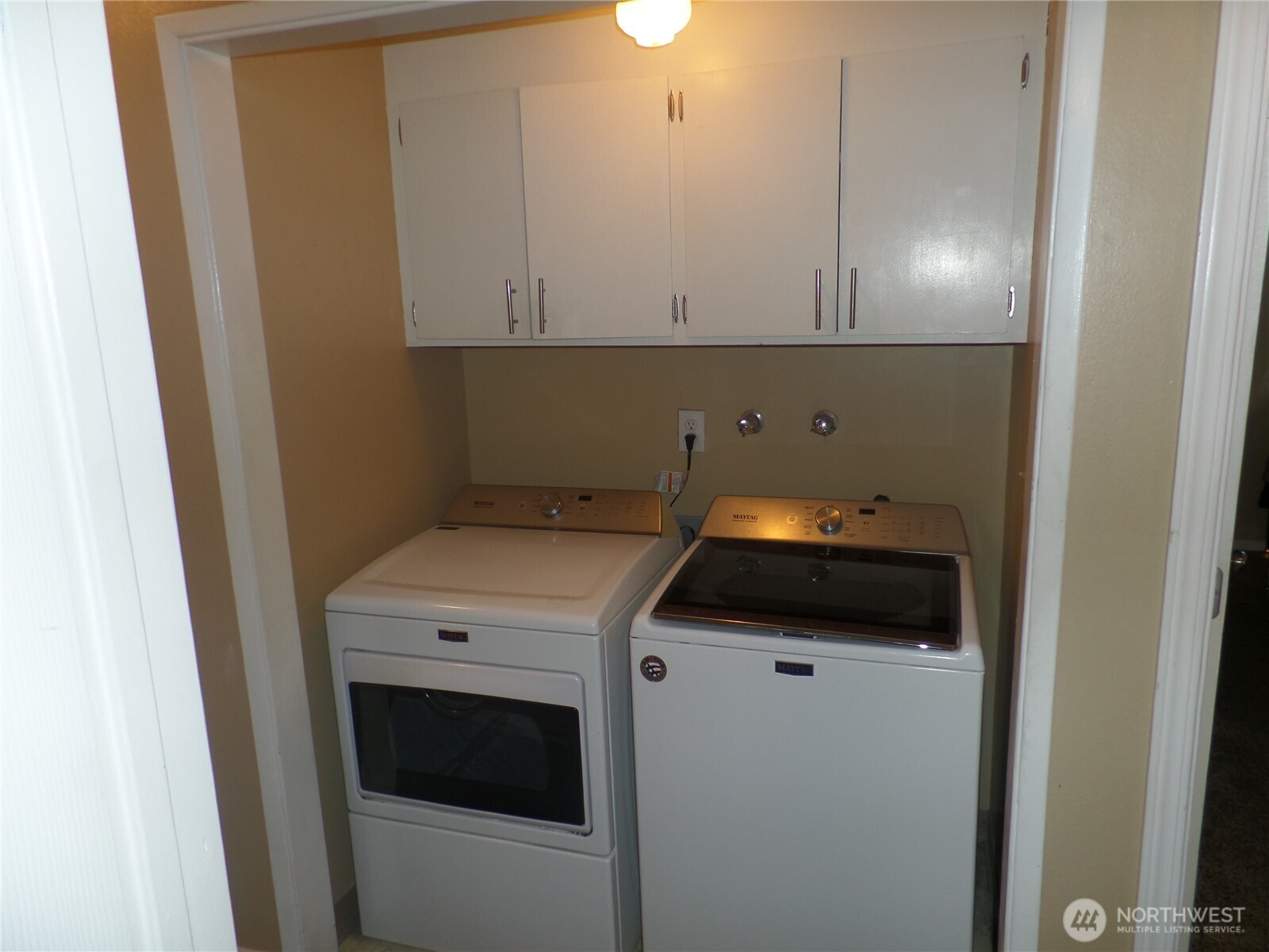 32 NE Tremont Drive , College Place, WA 99324