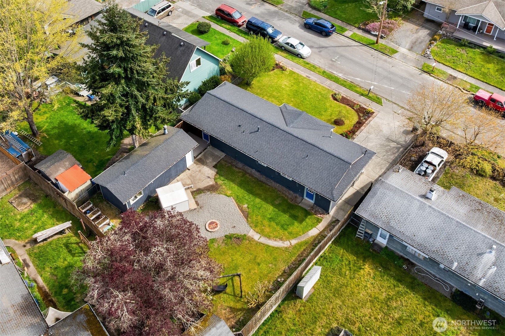 26205 14th Avenue S, Des Moines, WA 98198