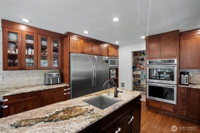 14640 164th Lane SE, Rainier, WA 98576 - Photo 11