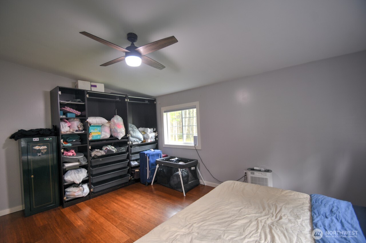 14640 164th Lane SE, Rainier, WA 98576