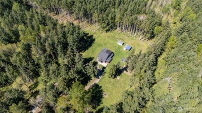 14640 164th Lane SE, Rainier, WA 98576 - Photo 2
