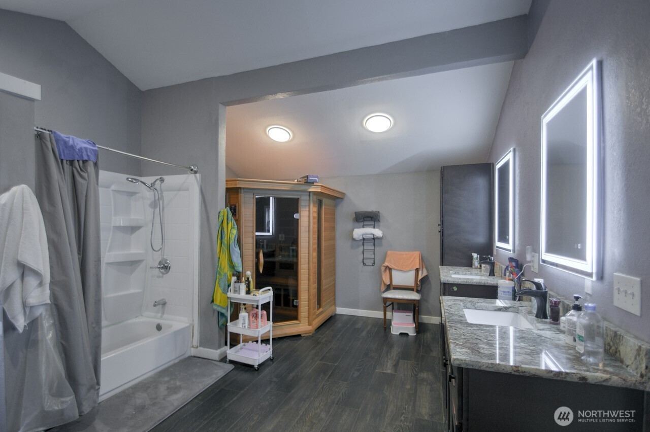 14640 164th Lane SE, Rainier, WA 98576