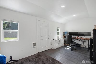 14640 164th Lane SE, Rainier, WA 98576 - Photo 29