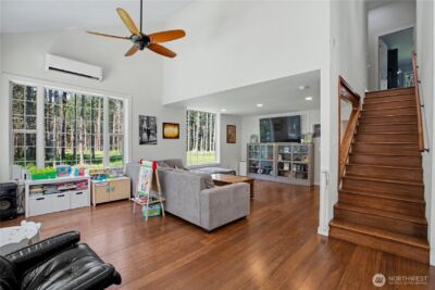 14640 164th Lane SE, Rainier, WA 98576 - Photo 3