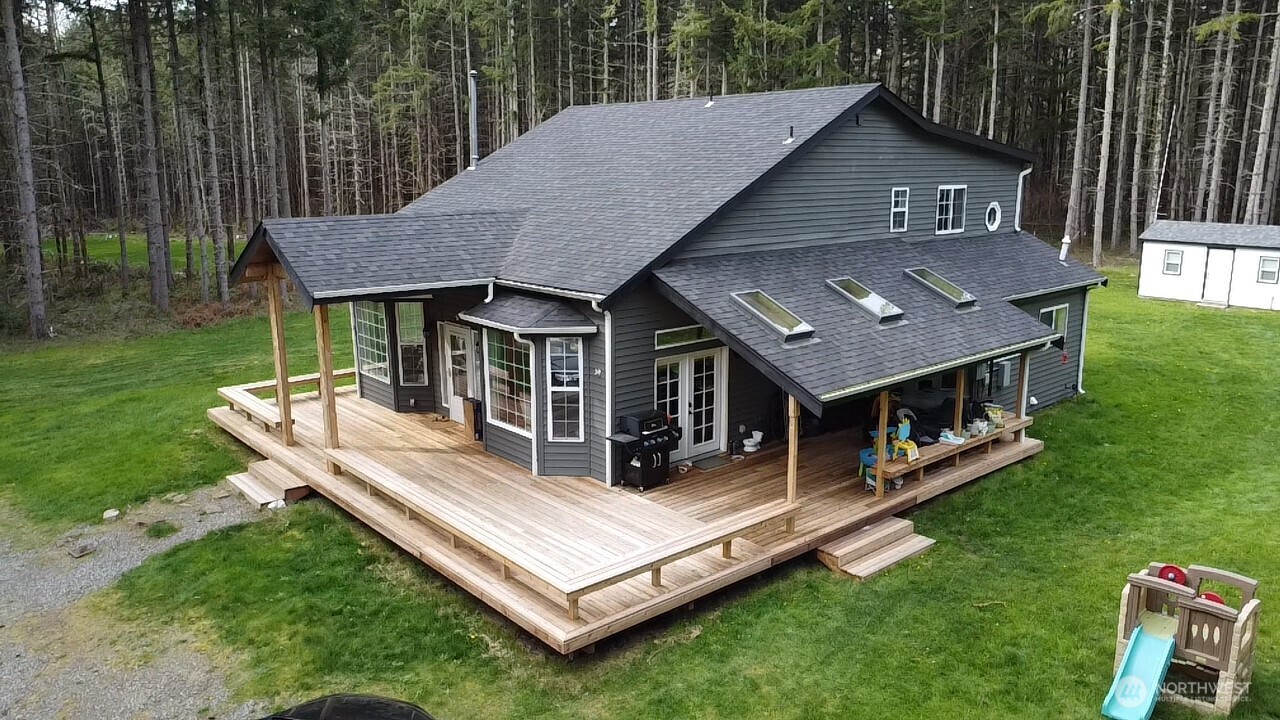 14640 164th Lane SE, Rainier, WA 98576