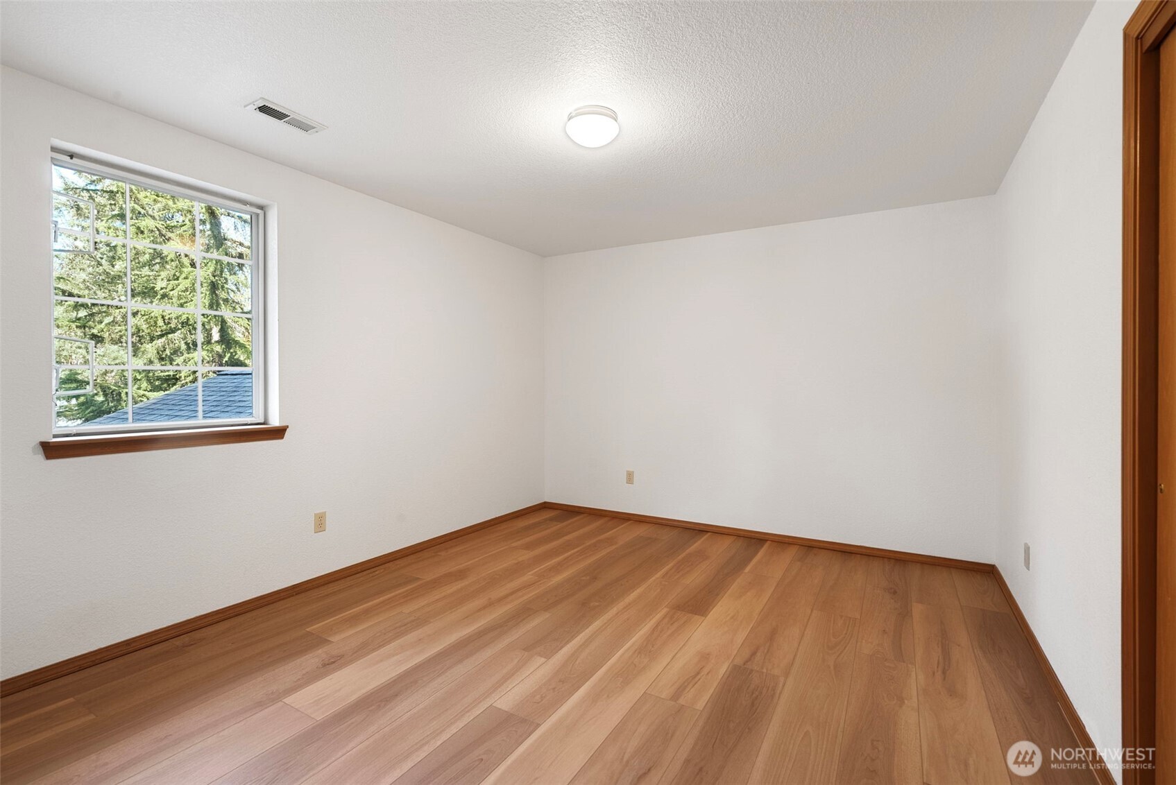 2702 Walnut Loop NW, Olympia, WA 98502