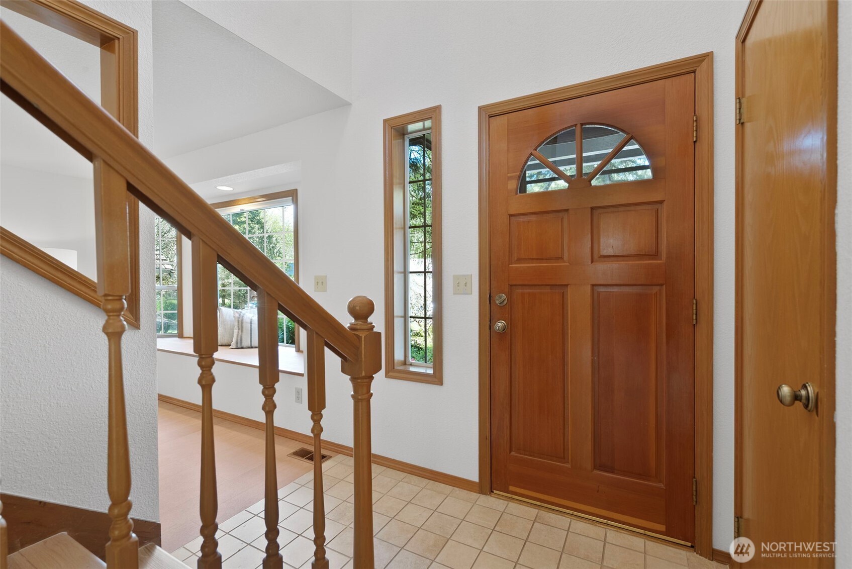 2702 Walnut Loop NW, Olympia, WA 98502