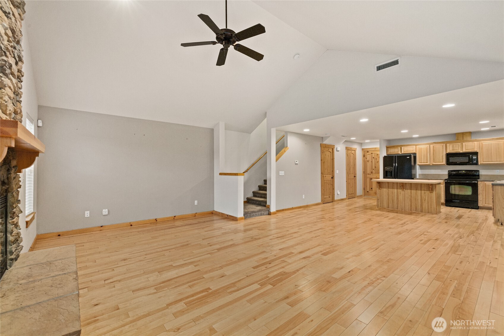231 Clearwater Loop #1, Ronald, WA 98940