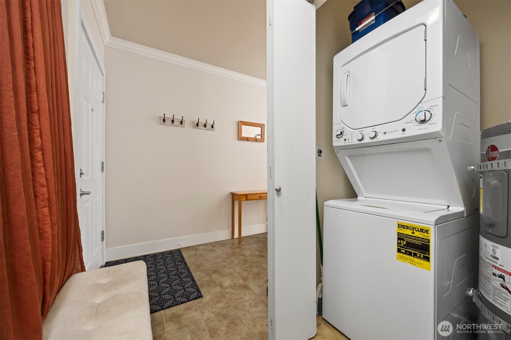 1001 N State Street #209, Bellingham, WA 98225