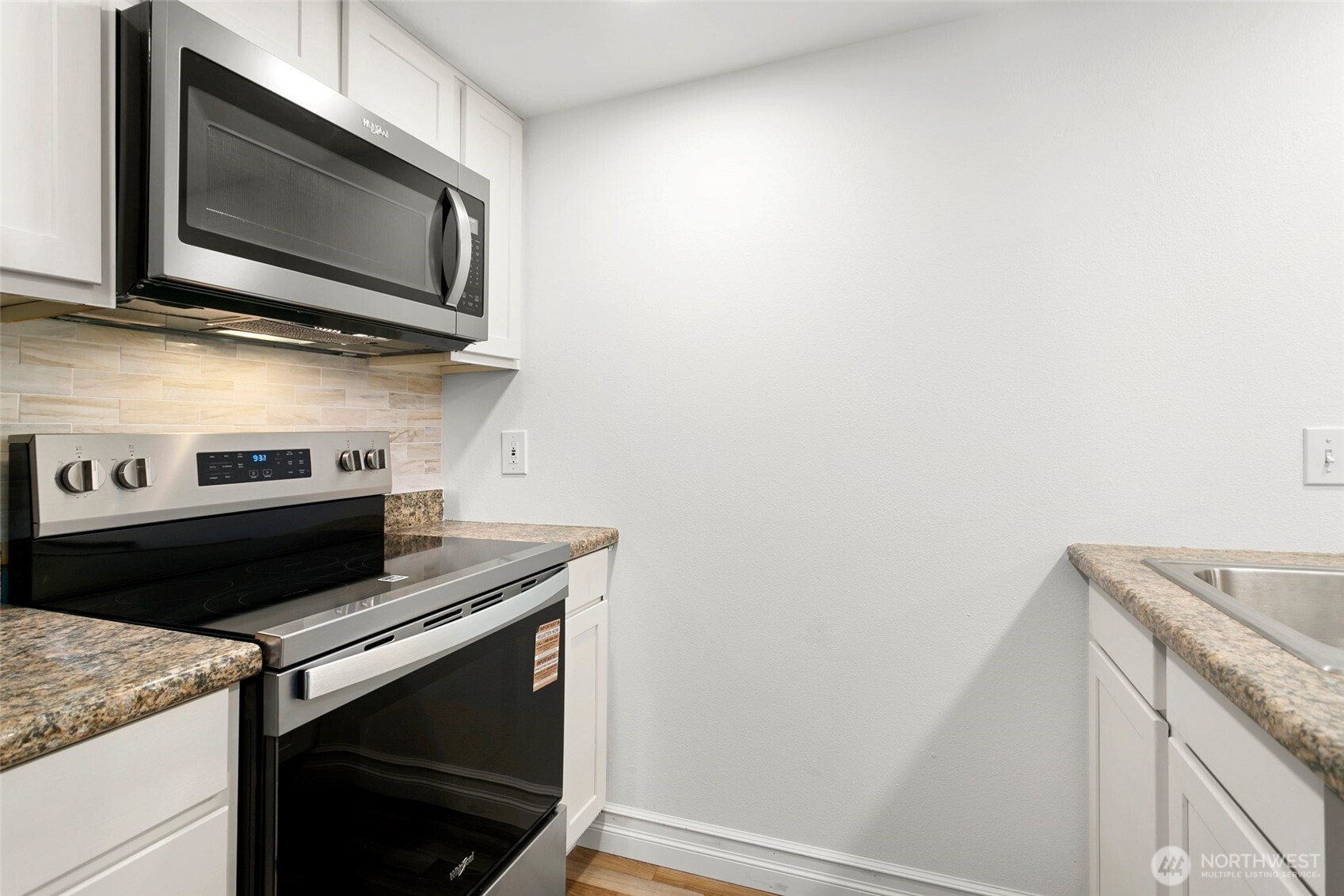 708 6th Avenue S #E104, Kent, WA 98032