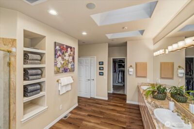 19207 SE May Valley Road , Issaquah, WA 98027 - Photo 26