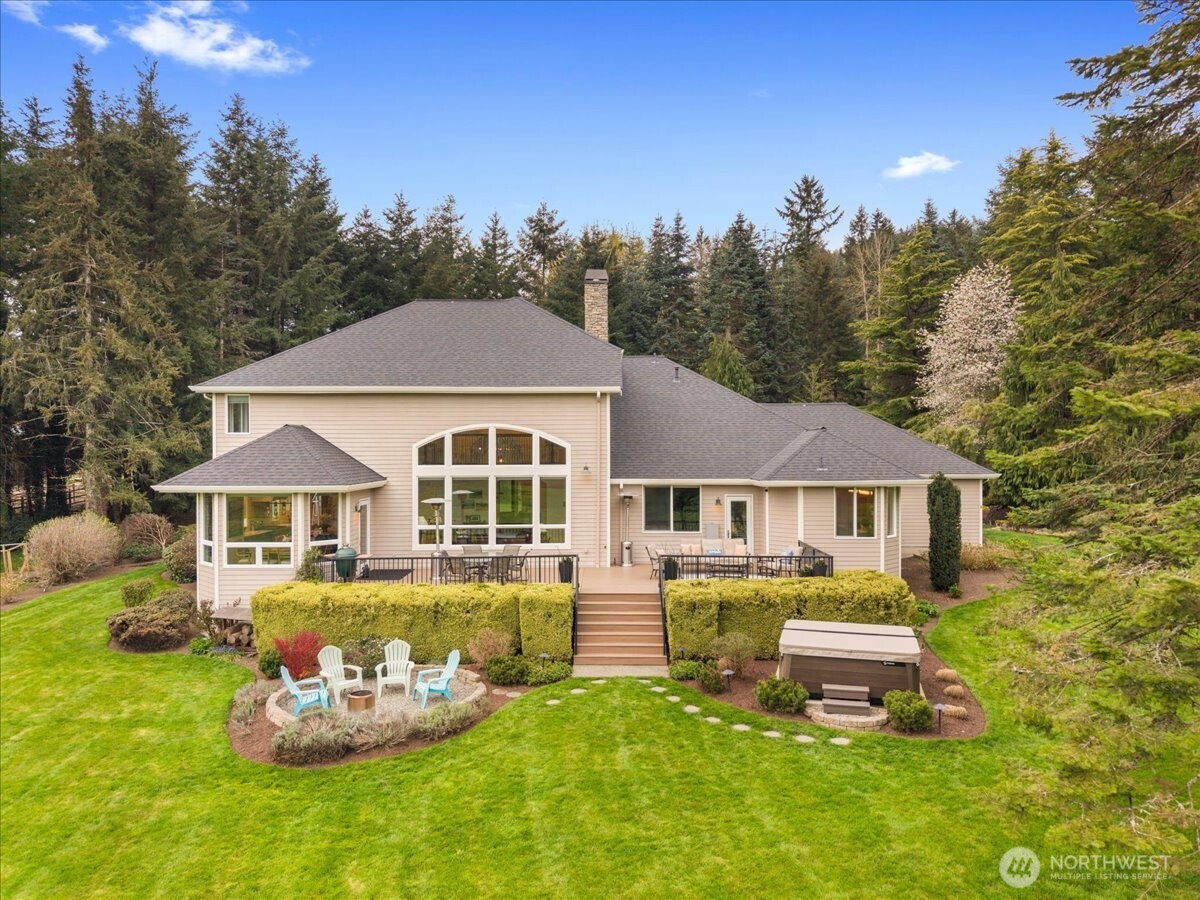 19207 SE May Valley Road , Issaquah, WA 98027