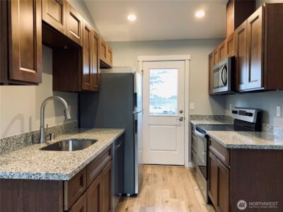 520 Dolphin Avenue NE, Ocean Shores, WA 98569 - Photo 5