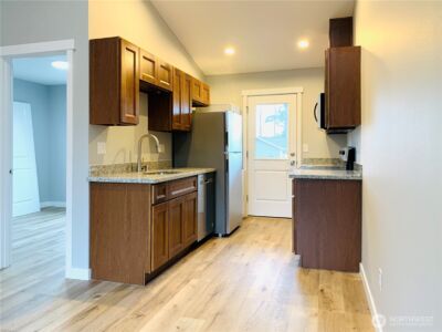 520 Dolphin Avenue NE, Ocean Shores, WA 98569 - Photo 6