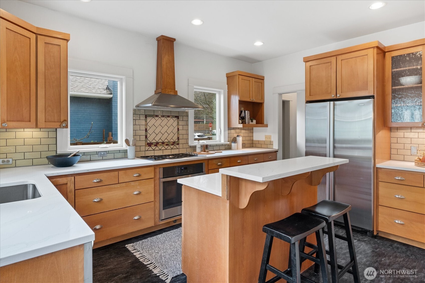 6551 24th Avenue NE, Seattle, WA 98115